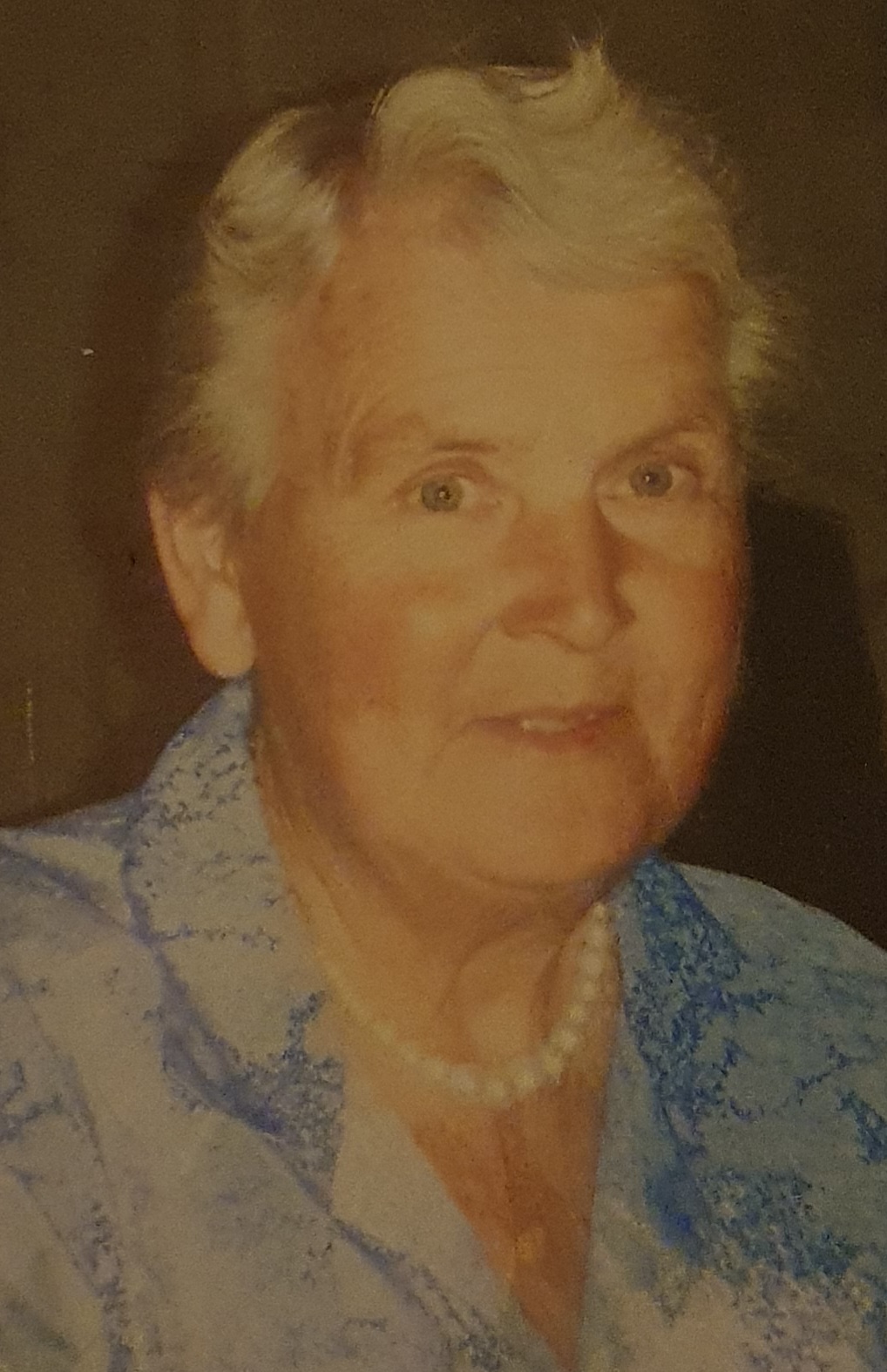 In Loving Memory of Elsie May Damm
